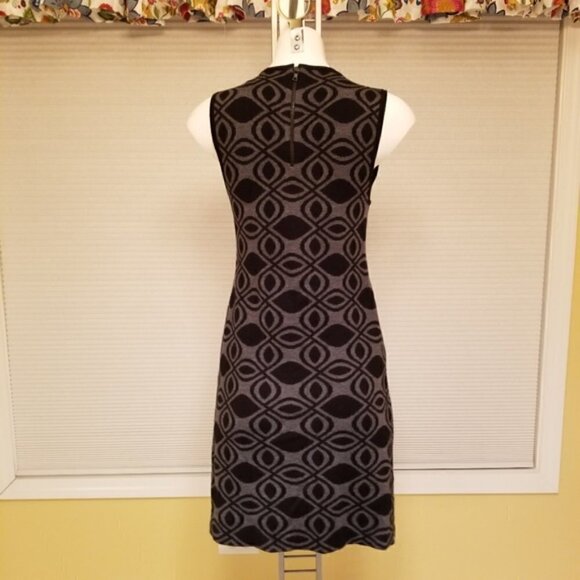 Alice + Olivia Hollis sweater/knit dress (S) - Picture 2 of 5